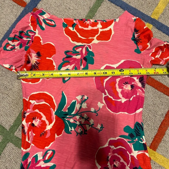 Lilly Pulitzer pink tshirt - Picture 5 of 5